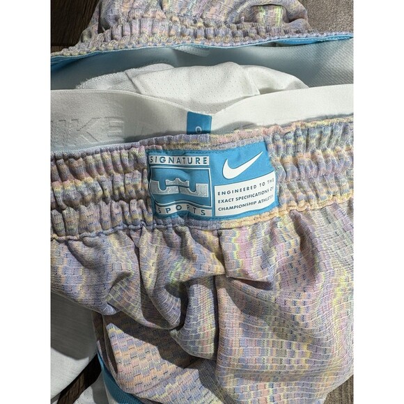 NIKE LEBRON DNA 6" DRI-FIT 3-IN-1 SHORTS PANTS WHITE/BLUE FZ1058-121 Men’s Large - Picture 8 of 12